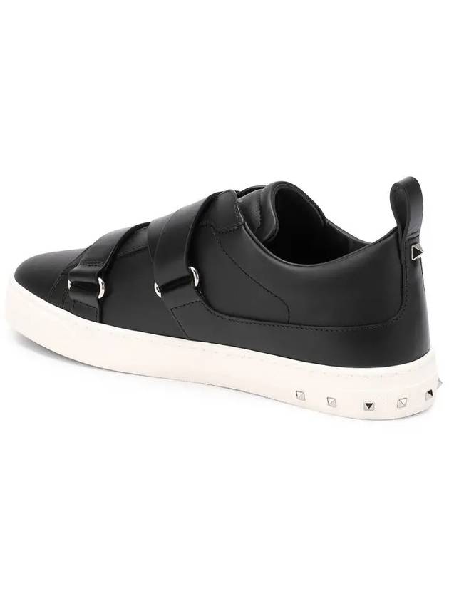 Rockstud Low-Top Sneakers Black - VALENTINO - BALAAN 5