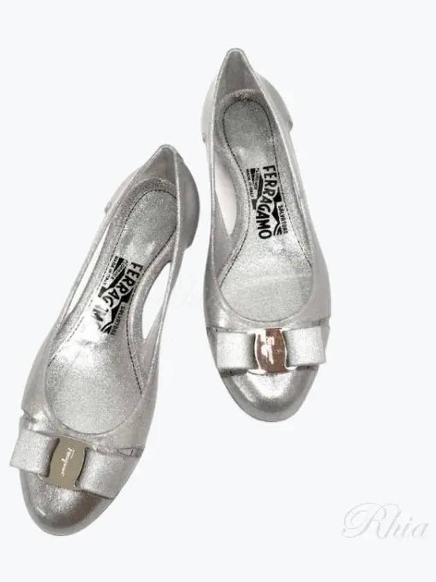 Vara Bow Jelly Ballet Flat Silver - SALVATORE FERRAGAMO - BALAAN 2