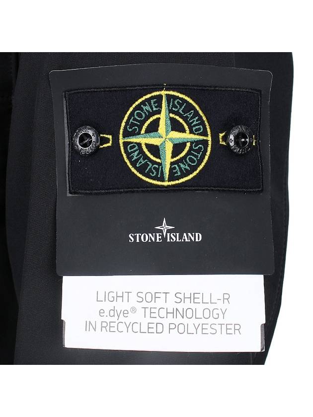 Light Soft Shell R E Dye Technology In Recycled Polyester Hooded Jacket Black - STONE ISLAND - BALAAN 7