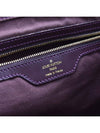 Women s Taiga Big Messenger Bag 9084 - LOUIS VUITTON - BALAAN 6