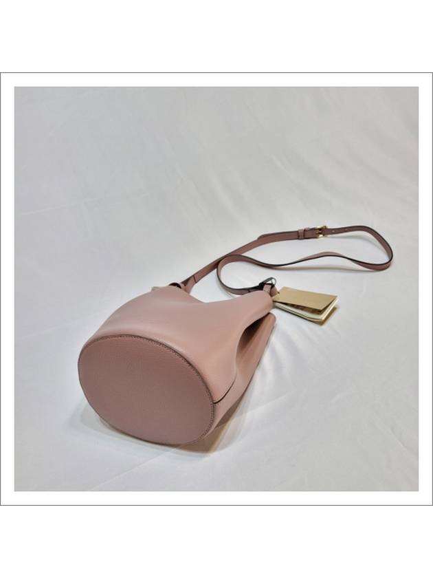 Haymarket Lawn Bucket Bag Pink - BURBERRY - BALAAN.