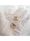 24 CC Logo Pearl Gold Earrings ABD722 - CHANEL - BALAAN 6