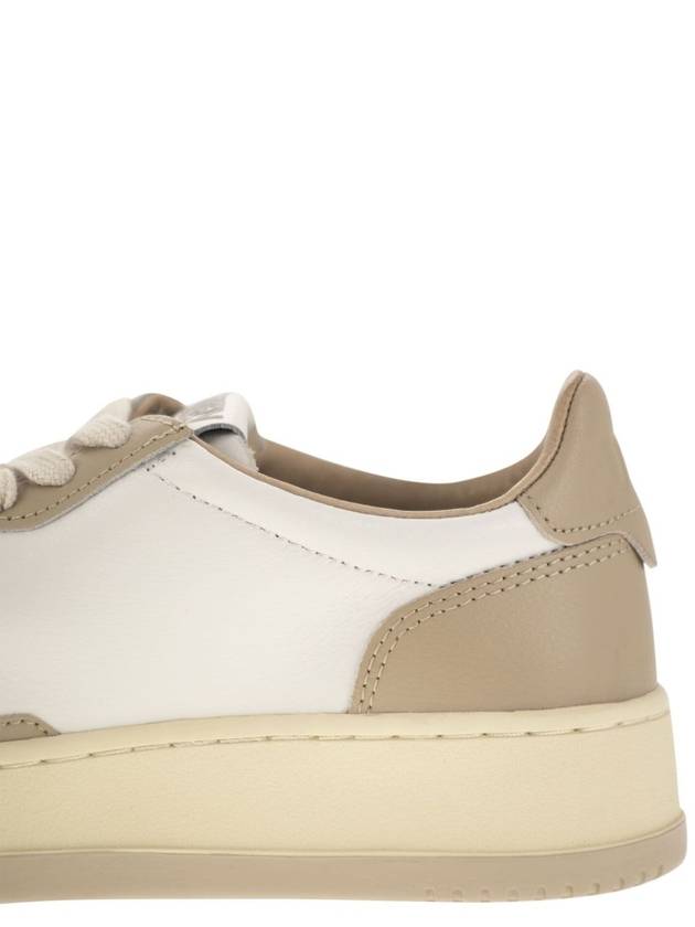 Medalist Bicolor Leather Low Top Sneakers White Beige - AUTRY - BALAAN 8