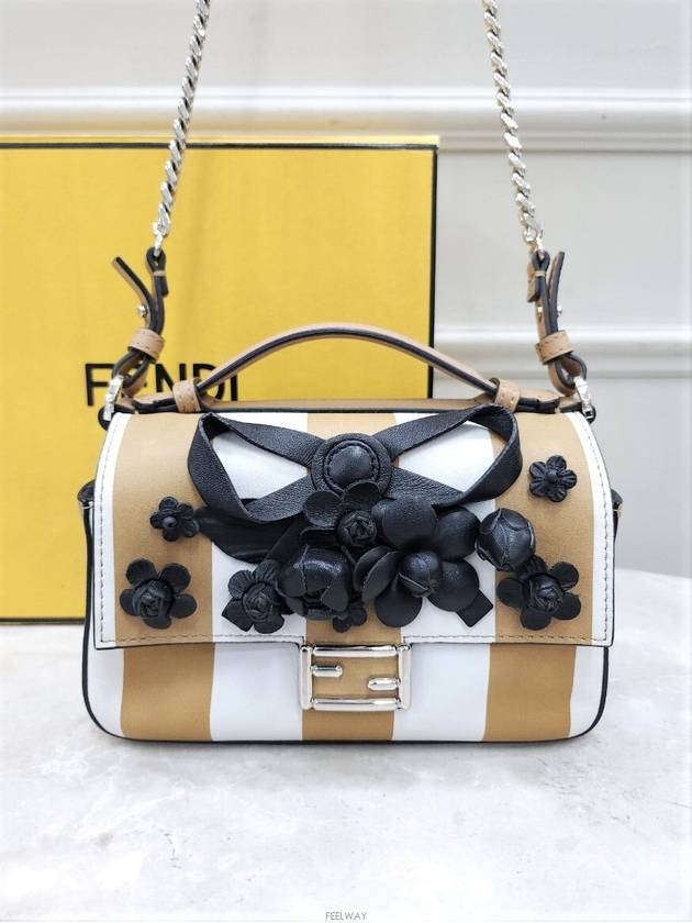 women cross bag - FENDI - BALAAN 1