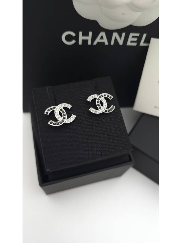 CC logo half earrings black silver earrings AB8981 - CHANEL - BALAAN 8