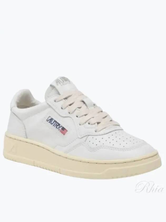 Medalist Leather Low Top Sneakers White - AUTRY - BALAAN 2