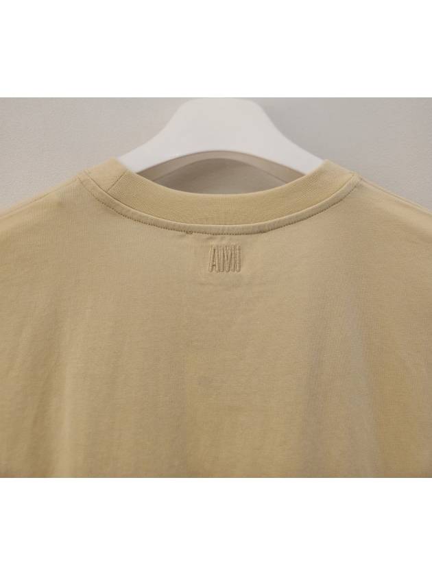 Small Heart Logo Short Sleeve T-Shirt Beige - AMI - BALAAN 4