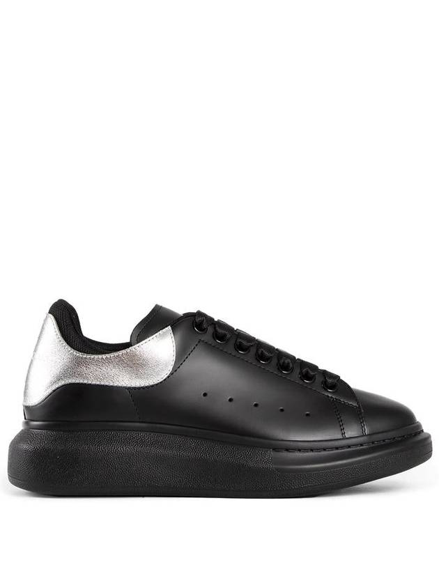 Oversized Silver Tab Low Top Sneakers Black - ALEXANDER MCQUEEN - BALAAN 2