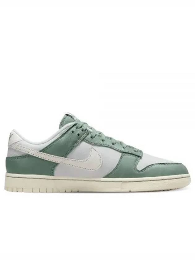 Dunk Low Low Top Sneakers Mica Green - NIKE - BALAAN 2