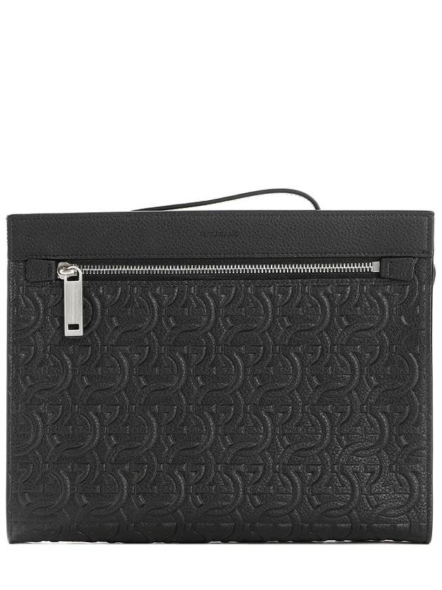 Embossed Logo Zipped Clutch Bag Black - SALVATORE FERRAGAMO - BALAAN 2