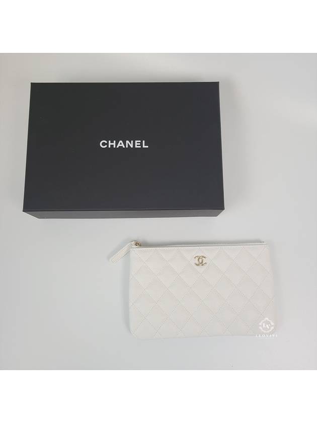 Classic CC logo small pouch clutch caviar white AP1071 - CHANEL - BALAAN 2