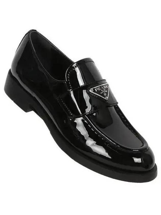 Triangular logo patent leather loafer 271477 - PRADA - BALAAN 1