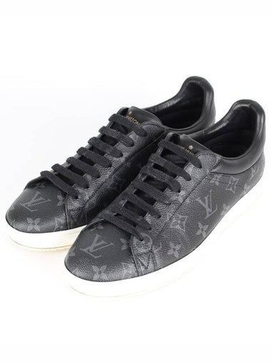 Monogram Luxembourg Sneakers Black 7 260 - LOUIS VUITTON - BALAAN 1