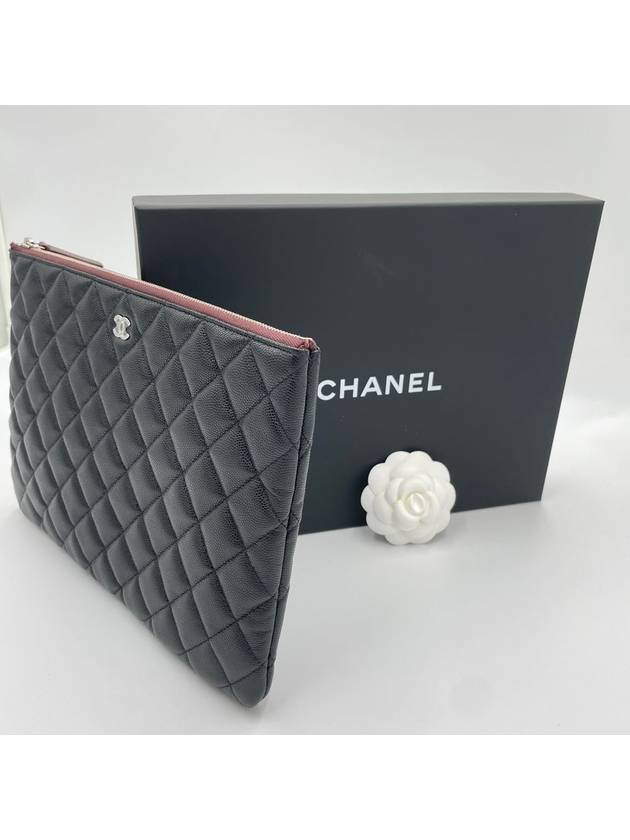 Classic Medium Clutch Caviar Black AP4021 - CHANEL - BALAAN 3