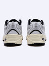 530 Sneakers White Silver - NEW BALANCE - BALAAN 5