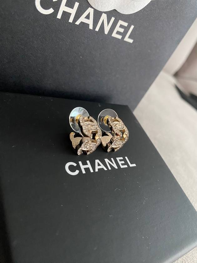 CC logo earrings stud earrings gold ABB784 - CHANEL - BALAAN 6