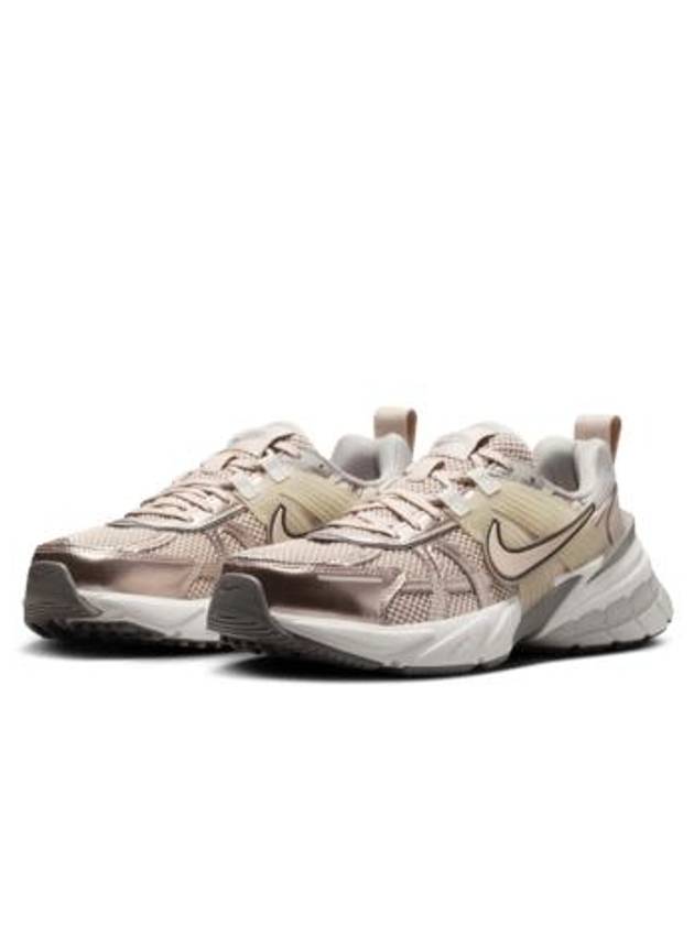 V2K Run Low Top Sneakers Particle Beige - NIKE - BALAAN 4