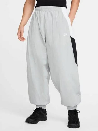 Man Club Woven Oversized Track Pants 077 - NIKE - BALAAN 1