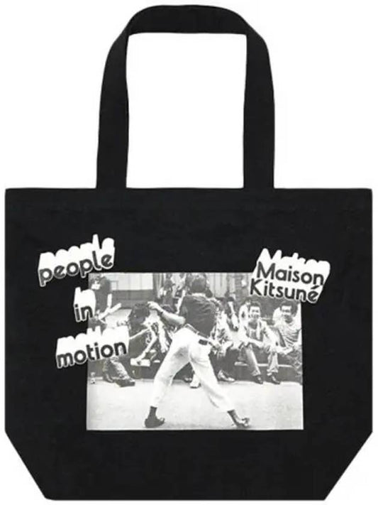 JU05008WW0008 P198 Olly Photogram Classic Tote Bag Black TJ 270333 - MAISON KITSUNE - BALAAN 1