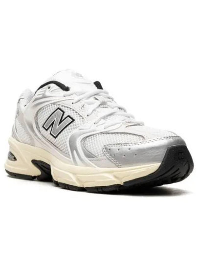 530 Low Top Sneakers Silver Cream - NEW BALANCE - BALAAN 2