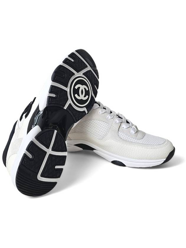 CC Logo Leather Low Top Sneakers White - CHANEL - BALAAN 6