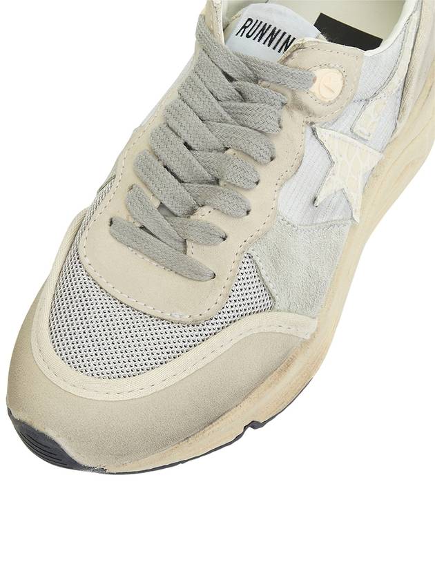 Women's Running Sole Low Top Sneakers Silver Beige - GOLDEN GOOSE - BALAAN 10