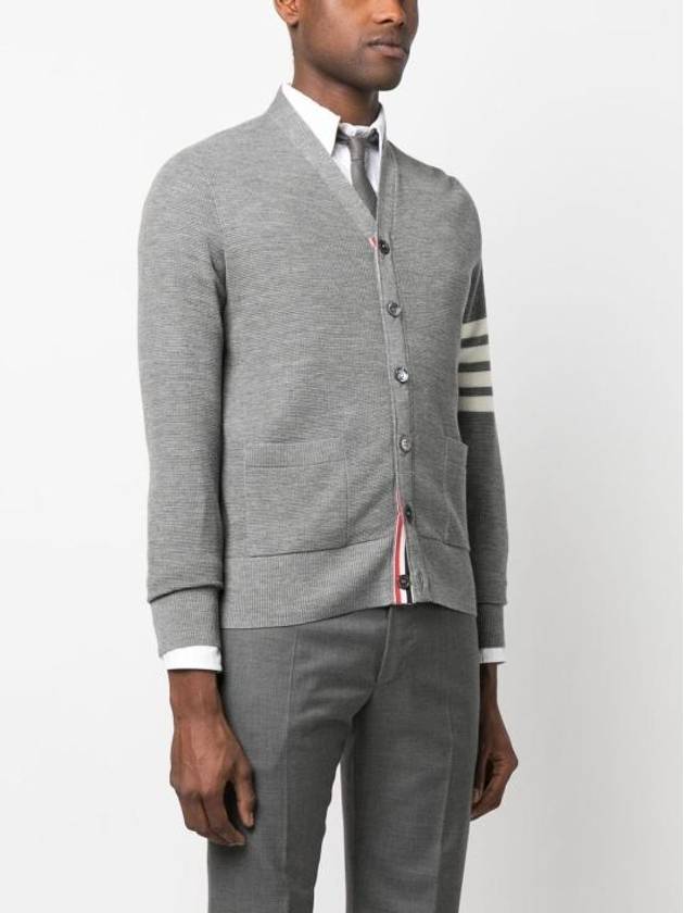 4-Bar Striped Waffle High V-Neck Cardigan Light Grey - THOM BROWNE - BALAAN 3