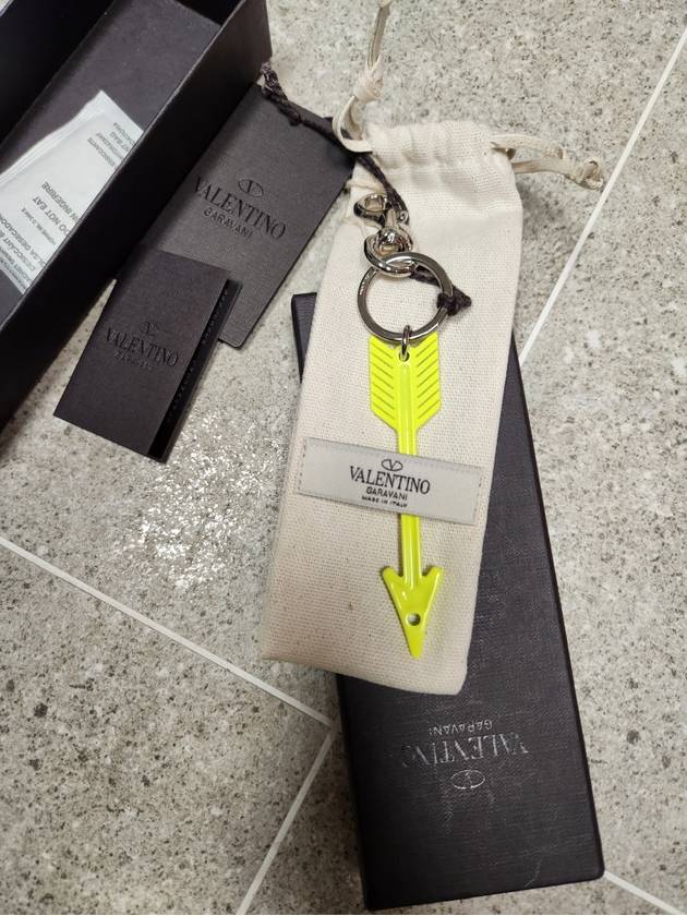 arrow keyring - VALENTINO - BALAAN 2