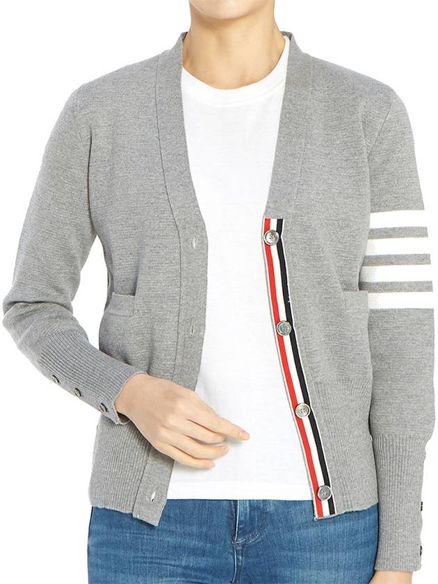 Milano Stitch 4 Bar Classic V Neck Fine Merino Wool Cardigan Grey - THOM BROWNE - BALAAN 6