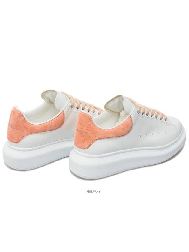 Women's Oversized Low Top Sneakers White - ALEXANDER MCQUEEN - BALAAN 4