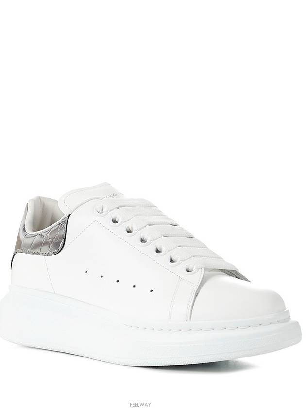 Women's Oversole Crocodile Low Top Sneakers White - ALEXANDER MCQUEEN - BALAAN 5