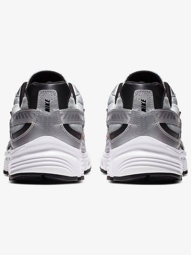 Initiator Metallic Low Top Sneakers Silver Black - NIKE - BALAAN 7