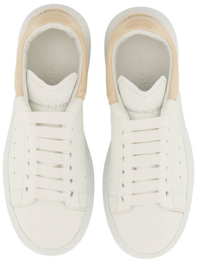 Men's Gloss Heel Tab Wedge Sole Low Top Sneakers White - ALEXANDER MCQUEEN - BALAAN 4