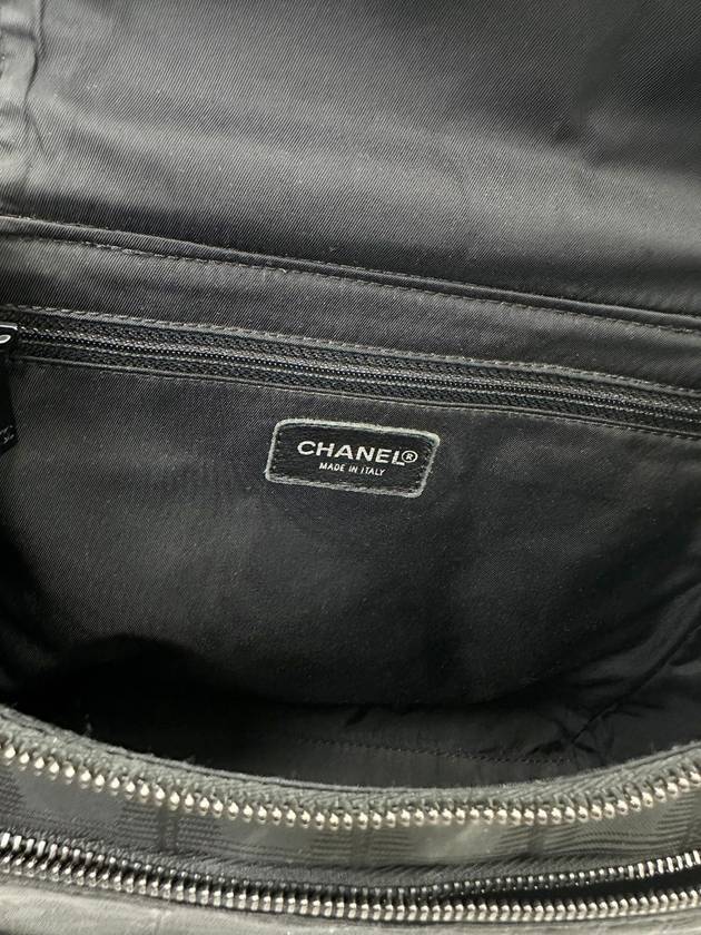 6th Division Black New Travel Mini Two Way Bag 4VCHB38357 - CHANEL - BALAAN 7