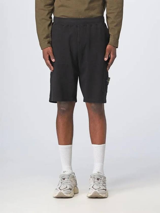 Men's OLD Treatment Logo Patch Cargo Bermuda Shorts Black - STONE ISLAND - BALAAN 5