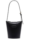 Small Trifolio Shoulder Bag Black - SALVATORE FERRAGAMO - BALAAN 5