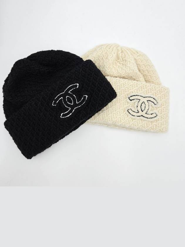 CC logo cashmere beanie black - CHANEL - BALAAN 6