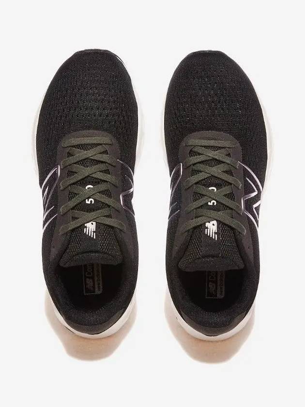 520v8 Low Top Sneakers Black - NEW BALANCE - BALAAN 3