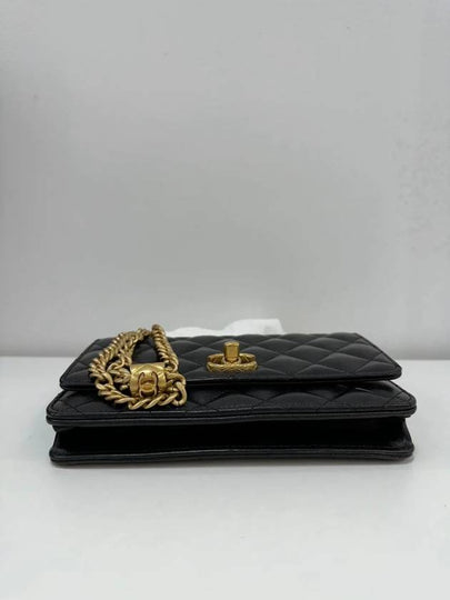 Season Chain WOC Lambskin Black Gold AP3043 - CHANEL - BALAAN 2