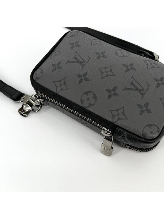 Reverse Monogram Phone Holder Cross Bag M69534 - LOUIS VUITTON - BALAAN 6