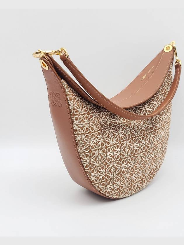 Luna Anagram Jacquard Shoulder Bag Tan Pecan - LOEWE - BALAAN.