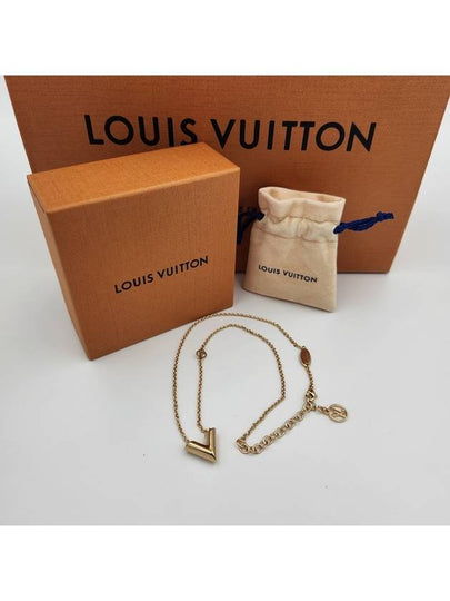 Essential V Necklace Gold - LOUIS VUITTON - BALAAN 2