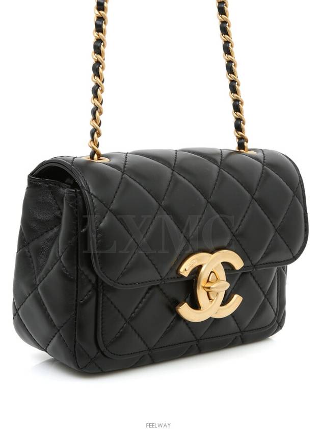 women cross bag - CHANEL - BALAAN 4