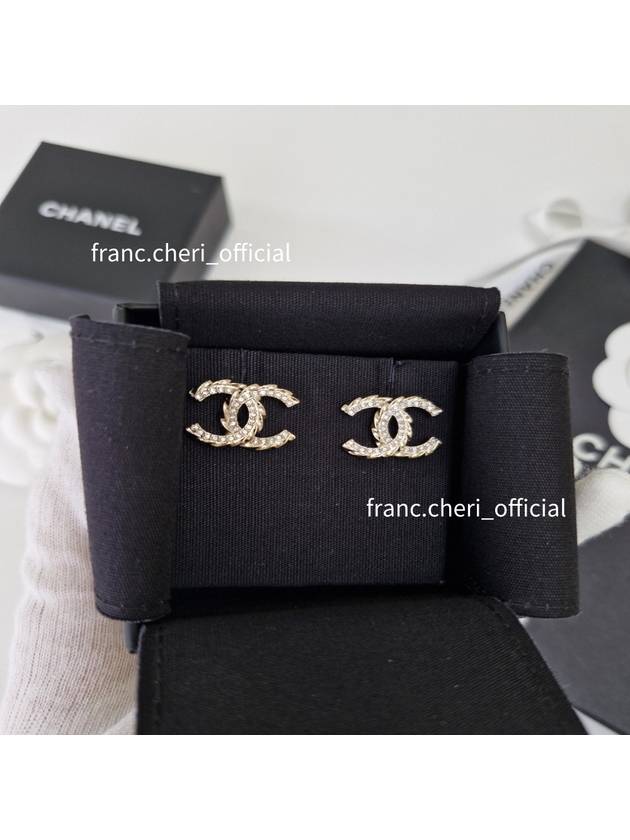 CC Logo Classic Earrings Gold - CHANEL - BALAAN 4