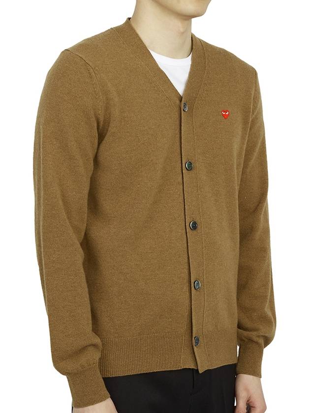 Play Men's Mini Red Heart Wappen Wool Cardigan P1 N080 3 Brown - COMME DES GARCONS - BALAAN 4