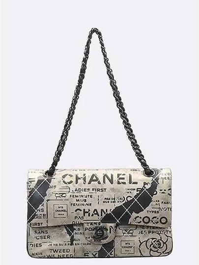 A01112 NEWSPAPER pattern black chain flap shoulder bag - CHANEL - BALAAN 2