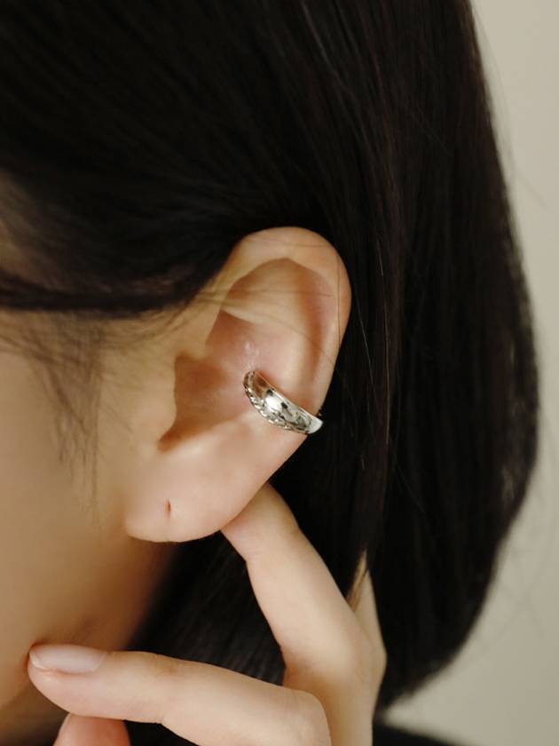 Bell Cuff Earring Silver - SOSOO - BALAAN 2