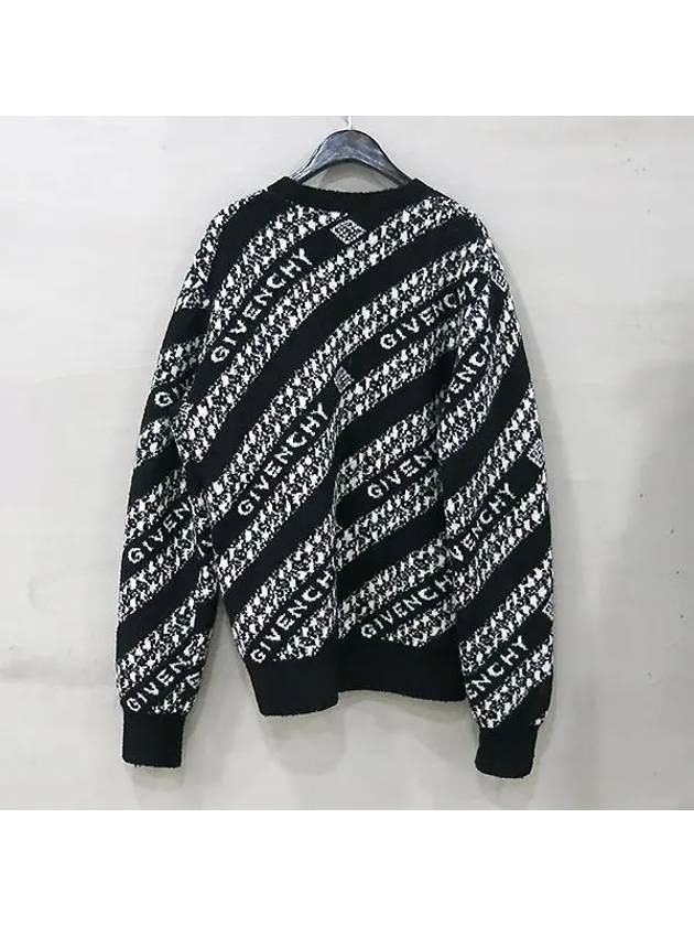 Smith Market BM90EE4Y6Q004M Knit Men s Clothing - GIVENCHY - BALAAN 3