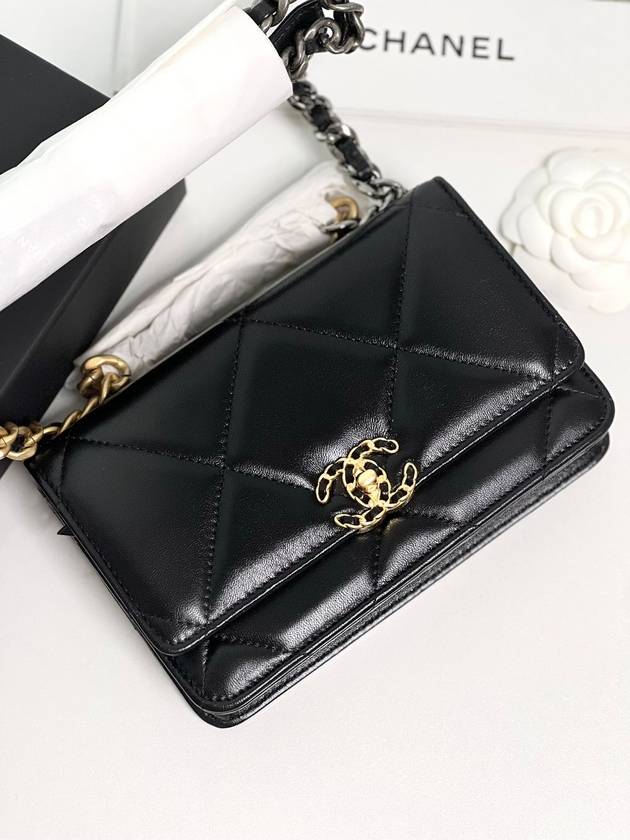 19 Chain Lambskin Wallet Cross Bag Black - CHANEL - BALAAN 6