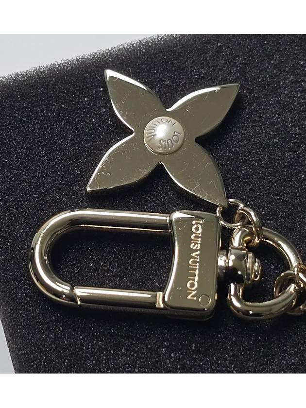 LV Signature Pearl Keyring - LOUIS VUITTON - BALAAN 6